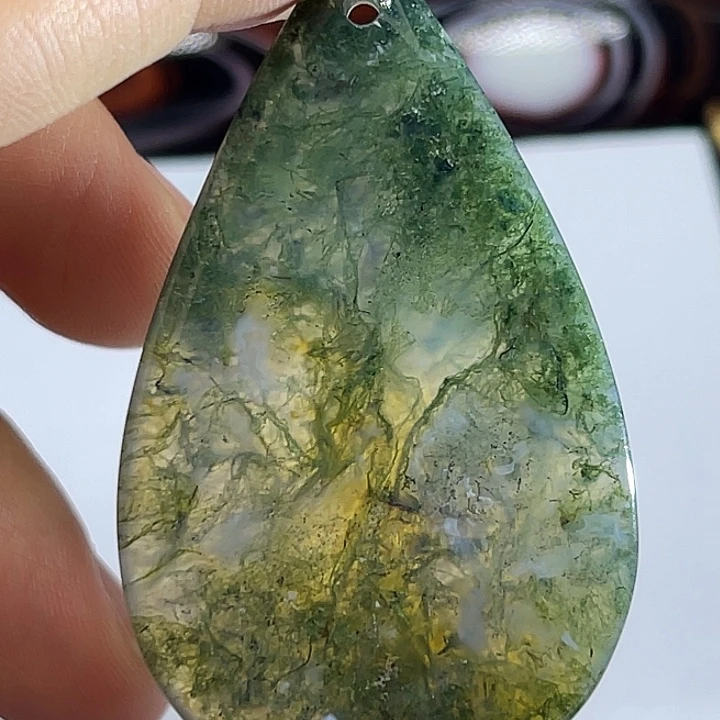育***哥玛瑙/玉髓颈饰未镶嵌