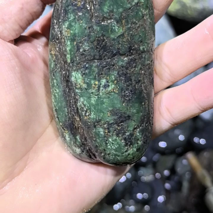 花***言有机玻璃藏玉药王石原石一个