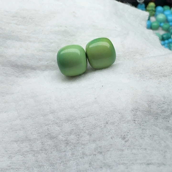 尺寸：13.8/12➕菜绿老型珠两颗