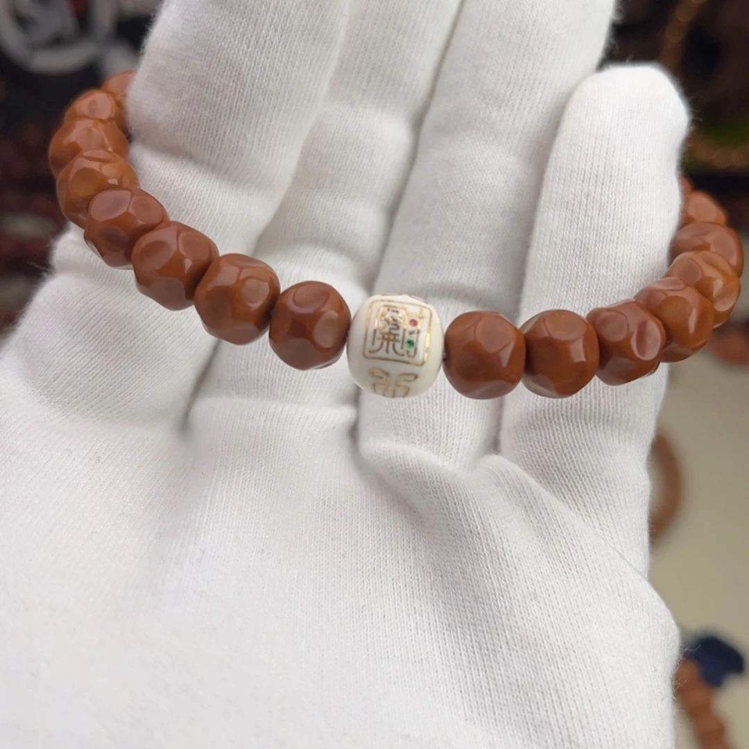 M***李核桃八方来才毕业