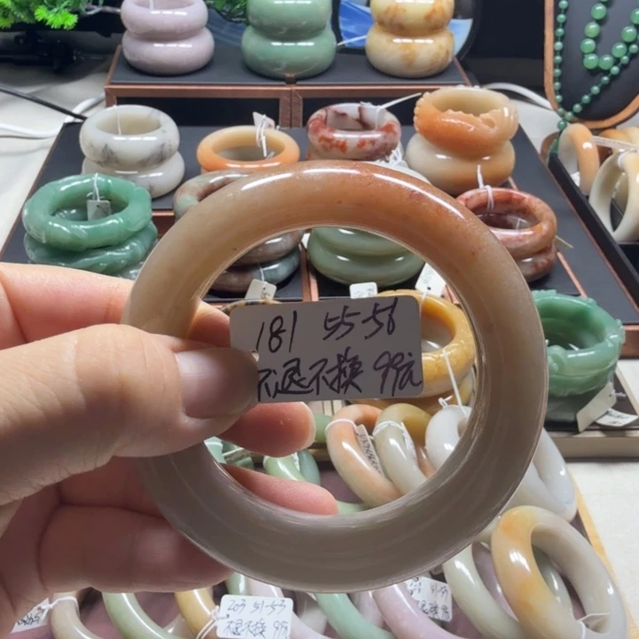 石英质玉未镶嵌手镯