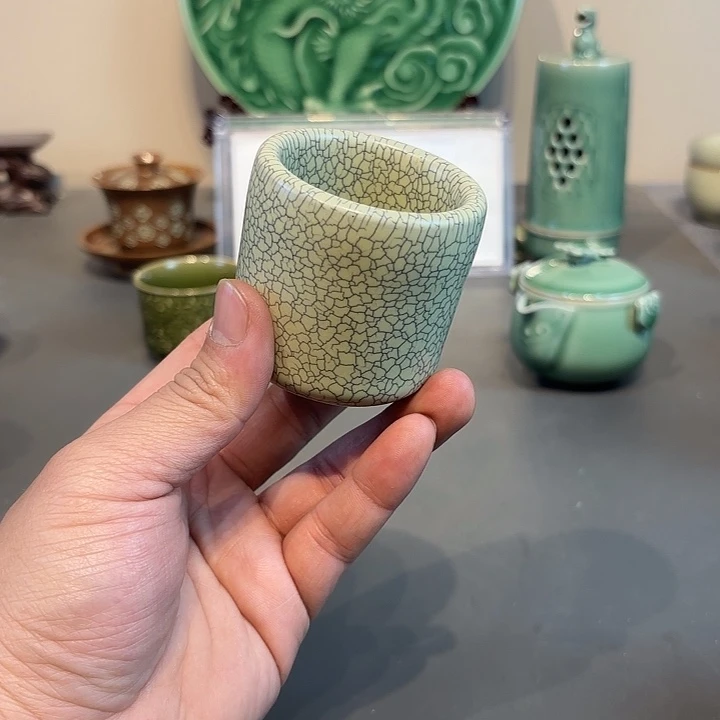 瓷片龙泉青瓷福利青瓷