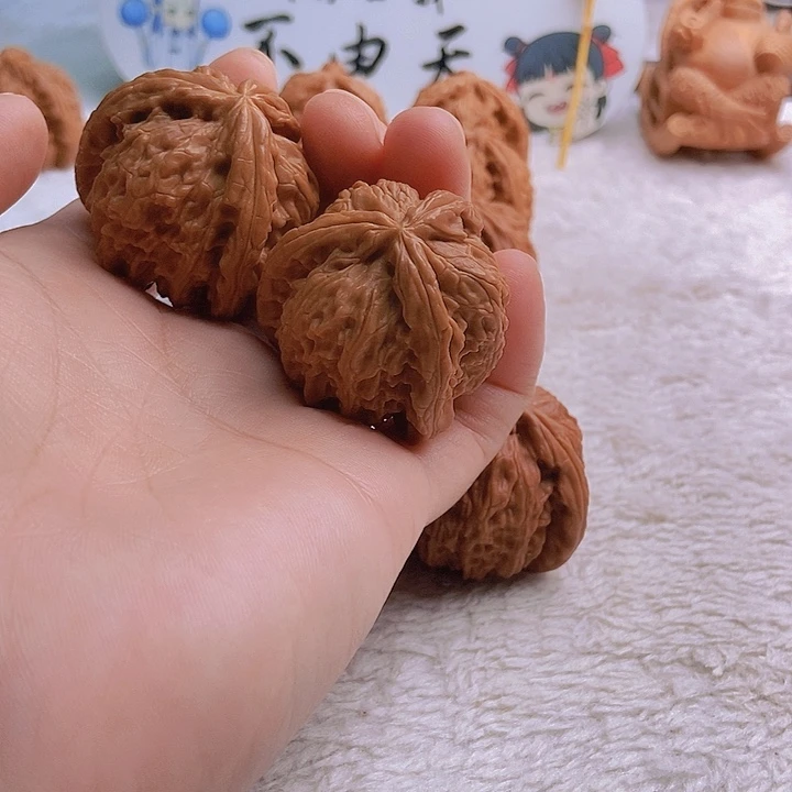 吊坠文玩核桃格*陆三棱