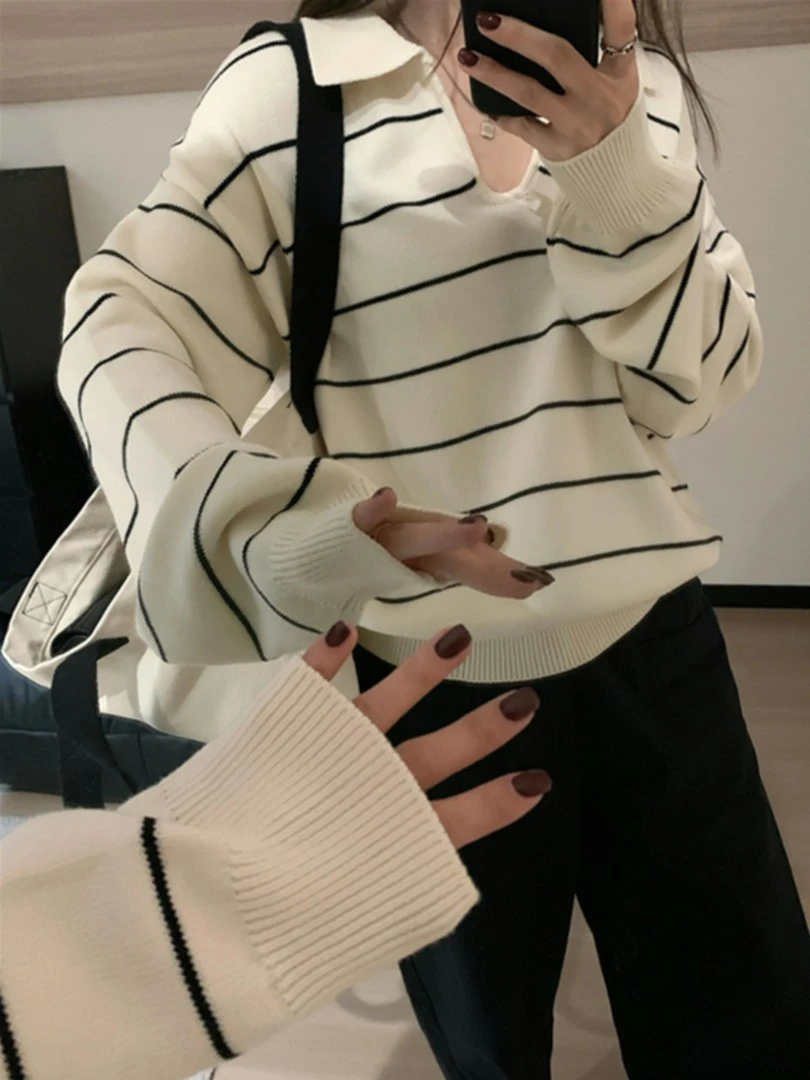 老钱风穿搭条纹针织衫女早秋韩系chic别致长袖上衣宽松慵懒polo衫