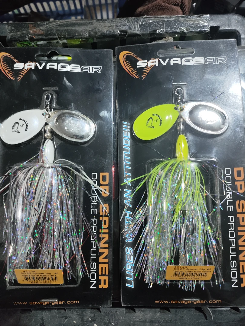 美国Savage狗鱼鳟鱼双旋转亮片。随机发三。