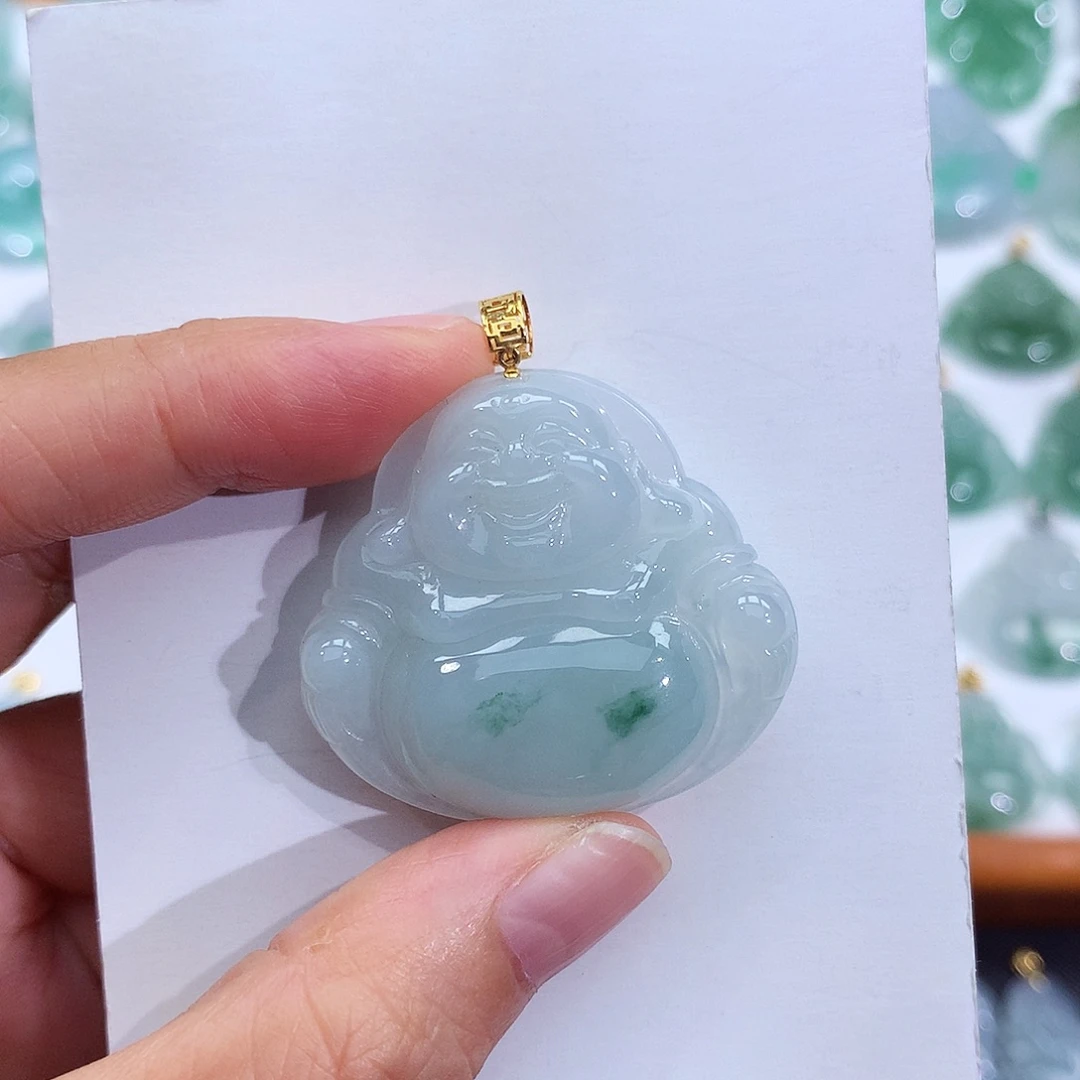 翡翠18K金镶嵌颈饰翡翠吊坠