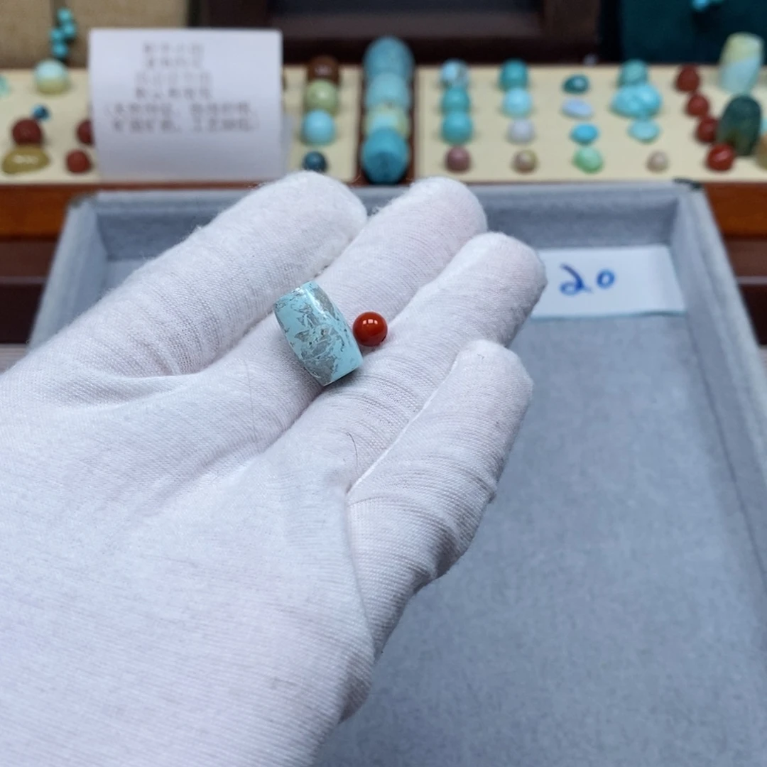 南红玛瑙配饰未镶嵌