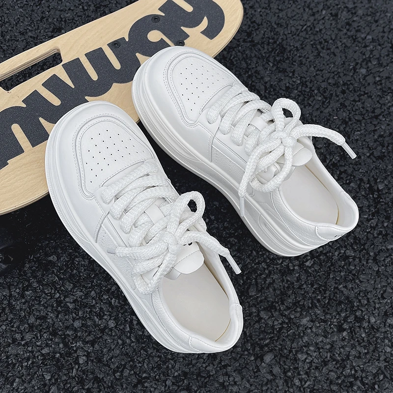 小白鞋女2025春季新款白色运动休闲鞋显瘦显脚小轻便软底百搭板鞋