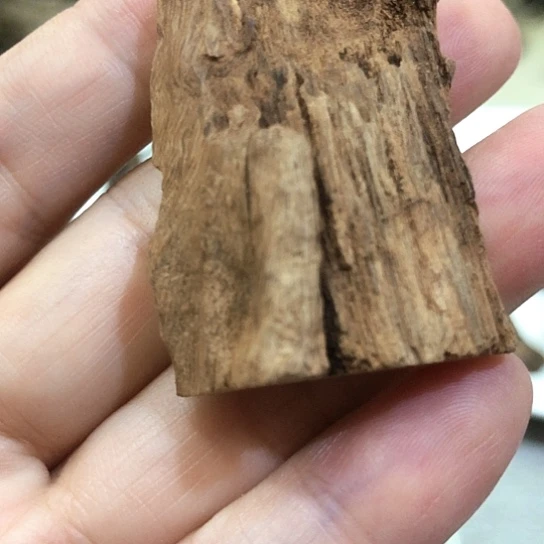 沉香吊坠凤****姐