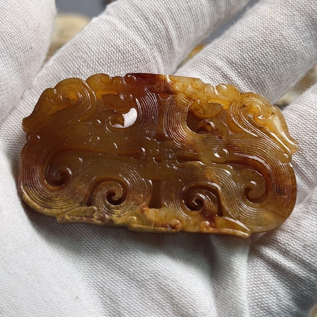 相***识和田玉未镶嵌挂件