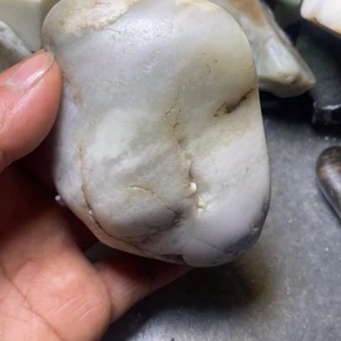 未镶嵌和田玉（糖玉）挂件