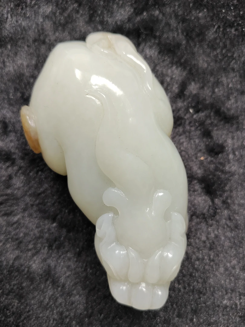 和田玉貔貅精美摆件