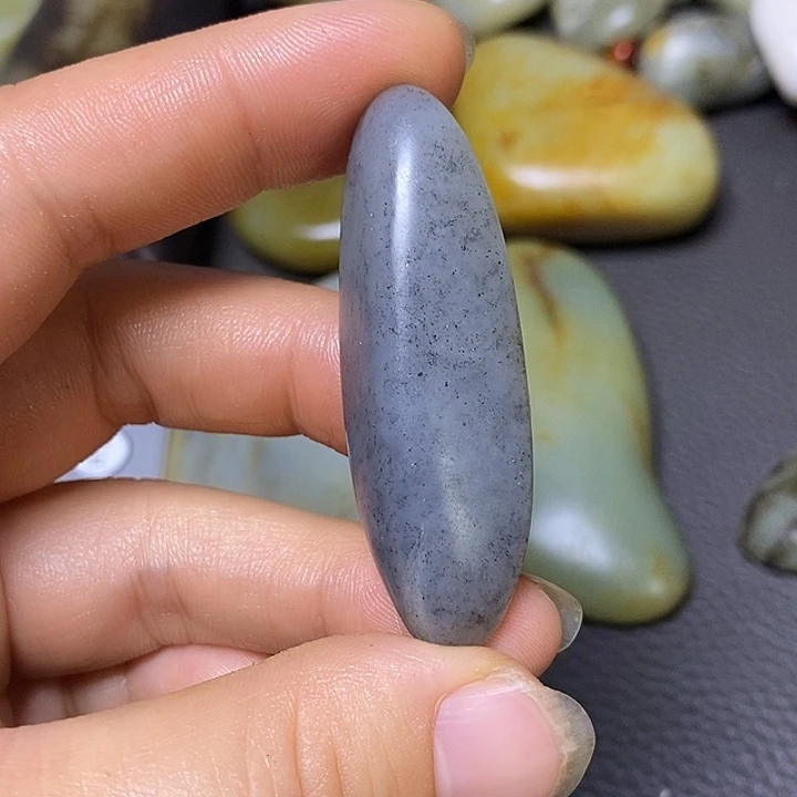 未镶嵌和田玉（糖玉）挂件
