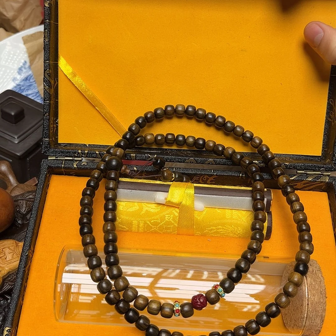 大叶紫檀（黑酸枝木类）