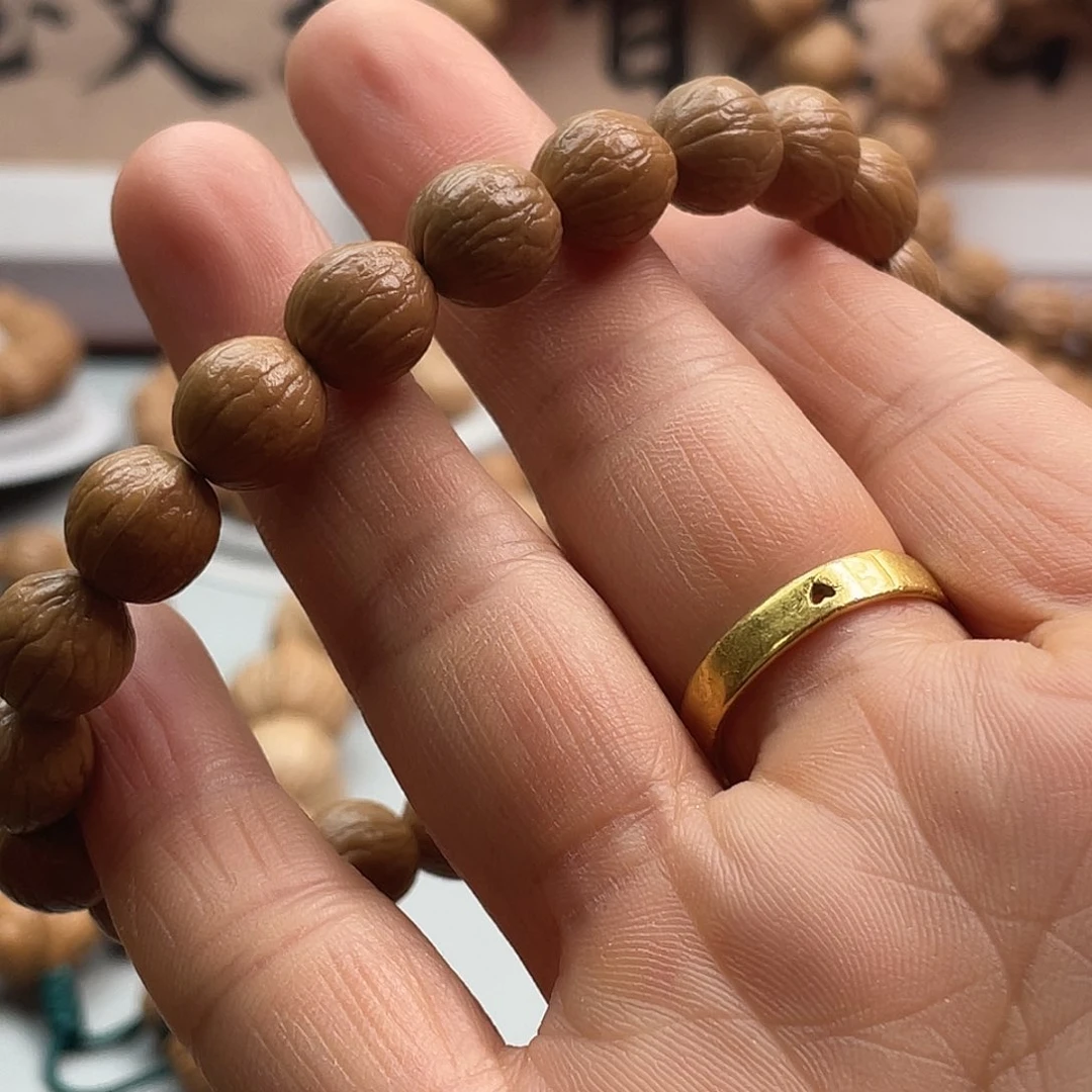 核桃悠**然老树猴头手串小凤仙