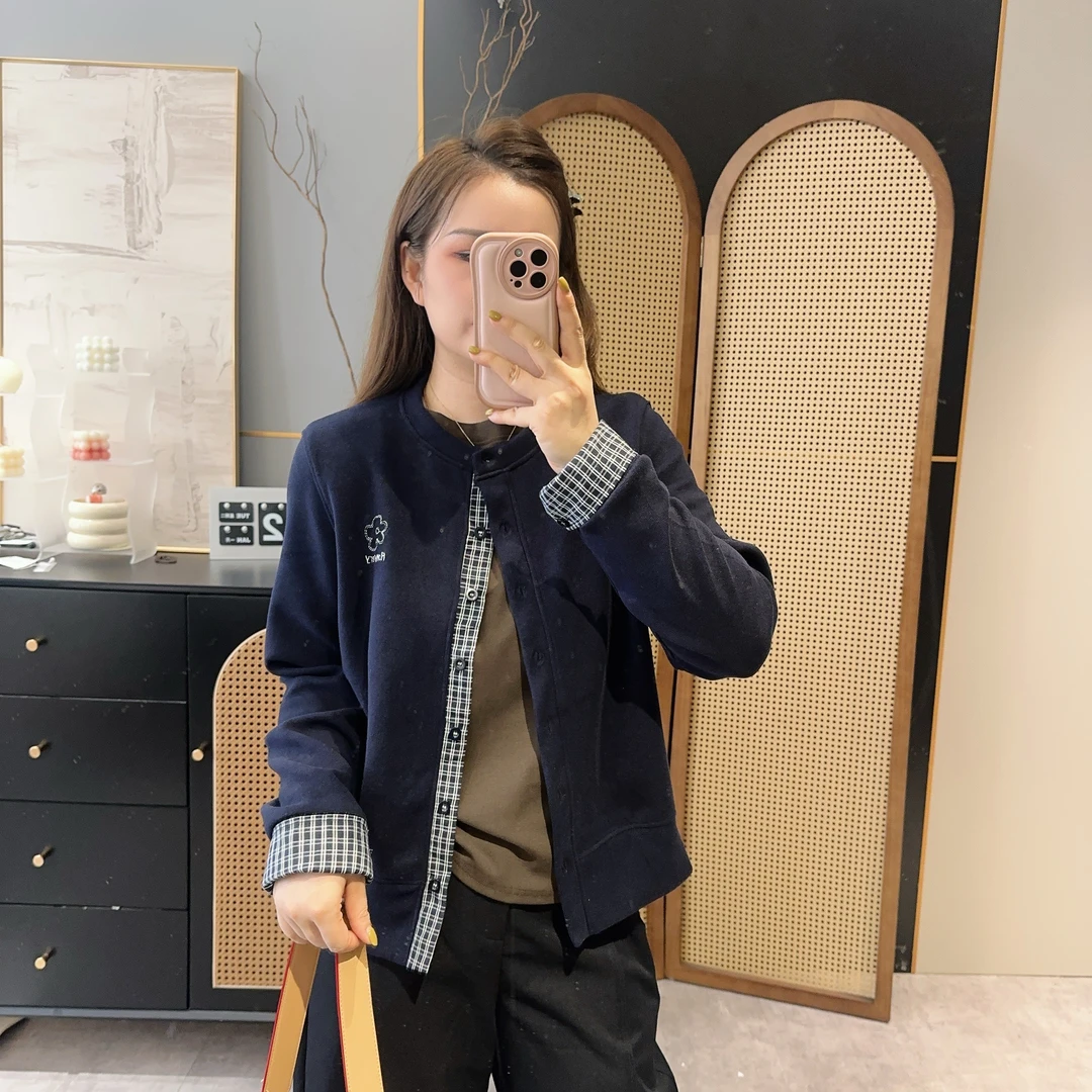 【欧加粒粒】韩系花朵刺绣假两件格子拼接针织卫衣外套 P25083004