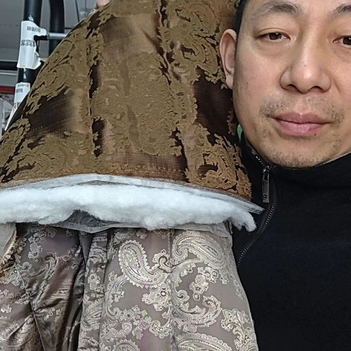 无纺布咖色欧华提花三层绗棉1.6米