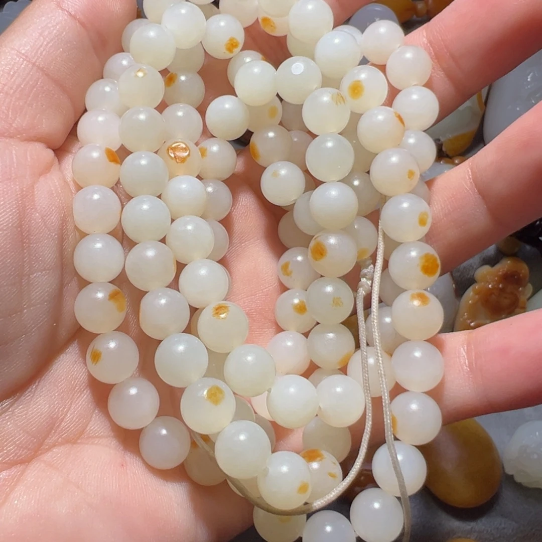 用***3和田玉未镶嵌颈饰