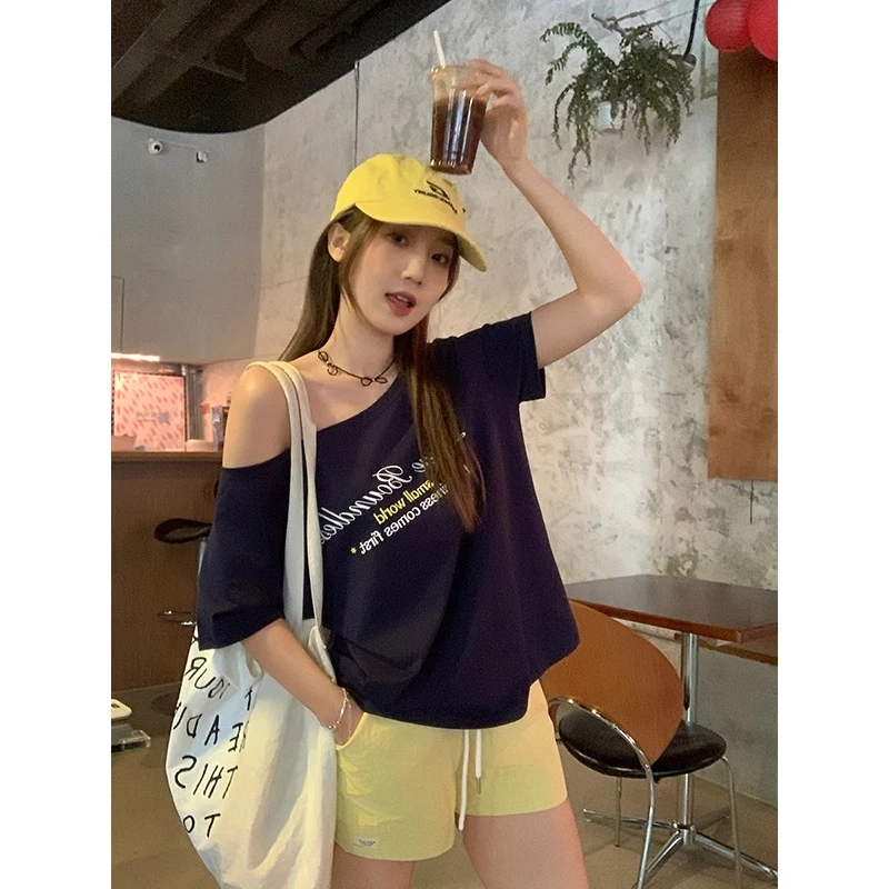 露肩短袖t恤女2025春夏韩系纯欲一字肩穿搭字母宽松休闲显瘦上衣