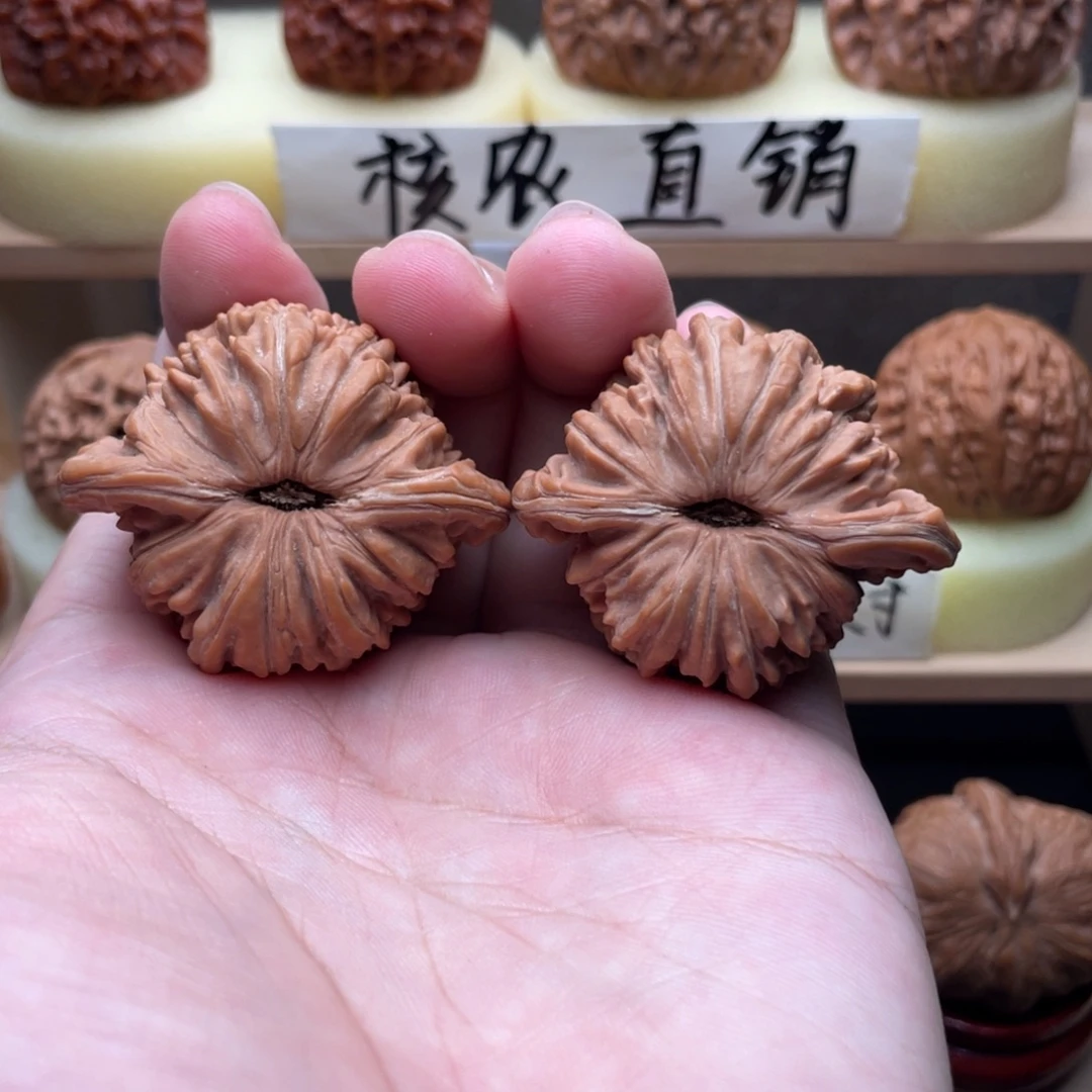 文玩核桃吊坠全品四座楼44➕交友价
