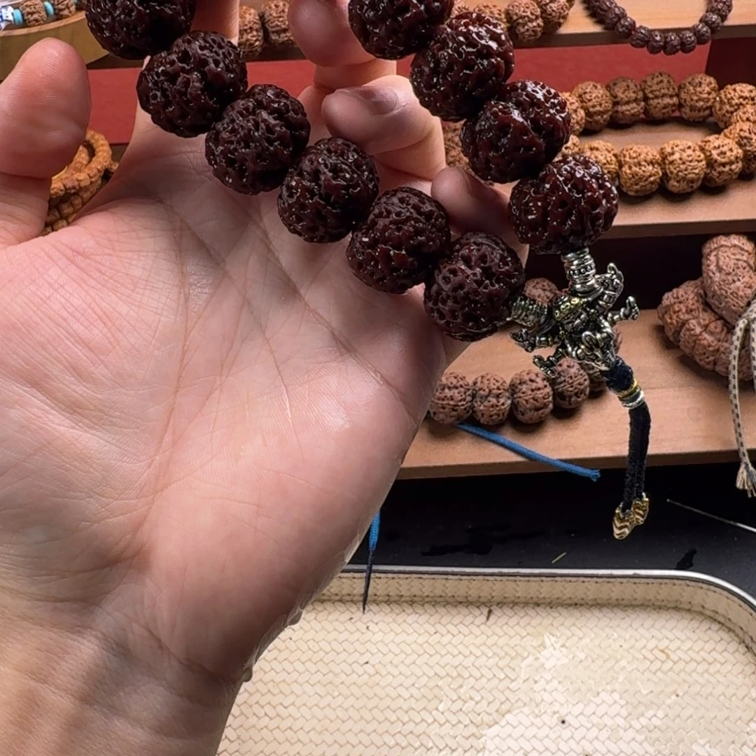 吊坠金刚菩提红油皮23