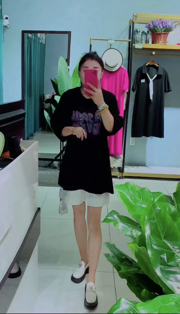 2025夏季新款—圆领休闲T恤百搭款重工印花中长款