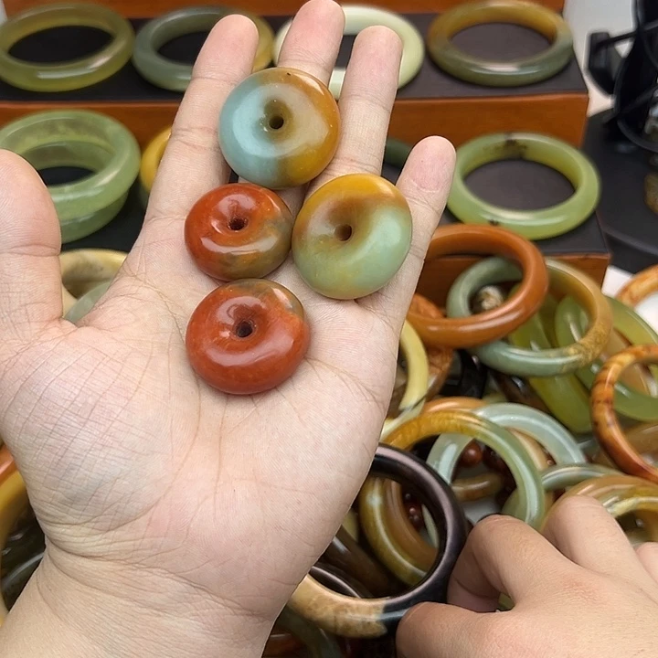 琳***达蛇纹石玉未镶嵌手镯