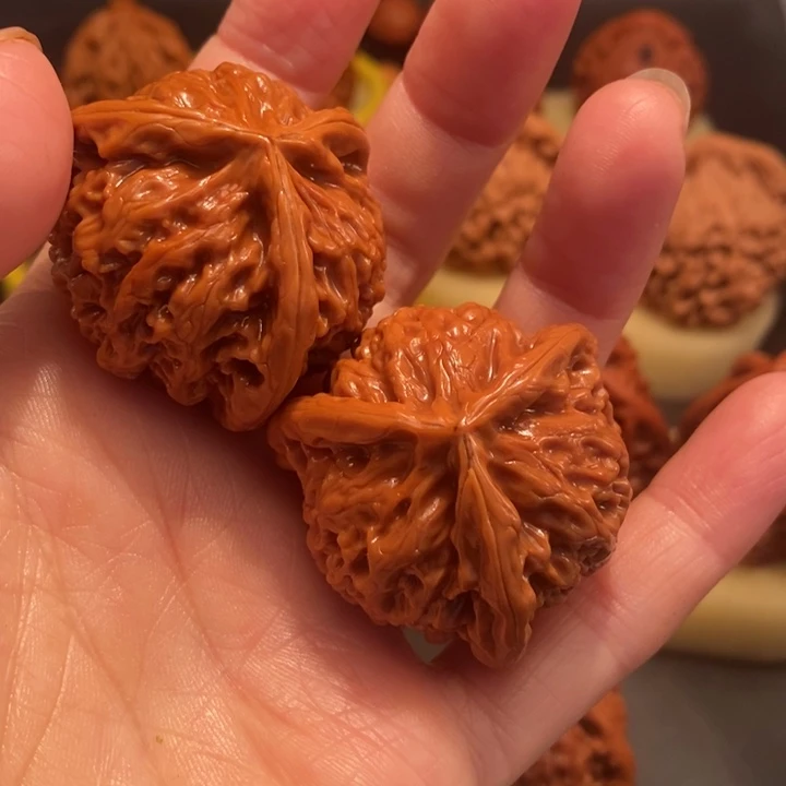 文玩核桃吊坠谦*工艺核桃