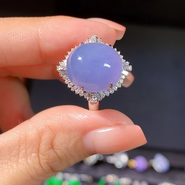 翡翠18K金镶嵌戒指