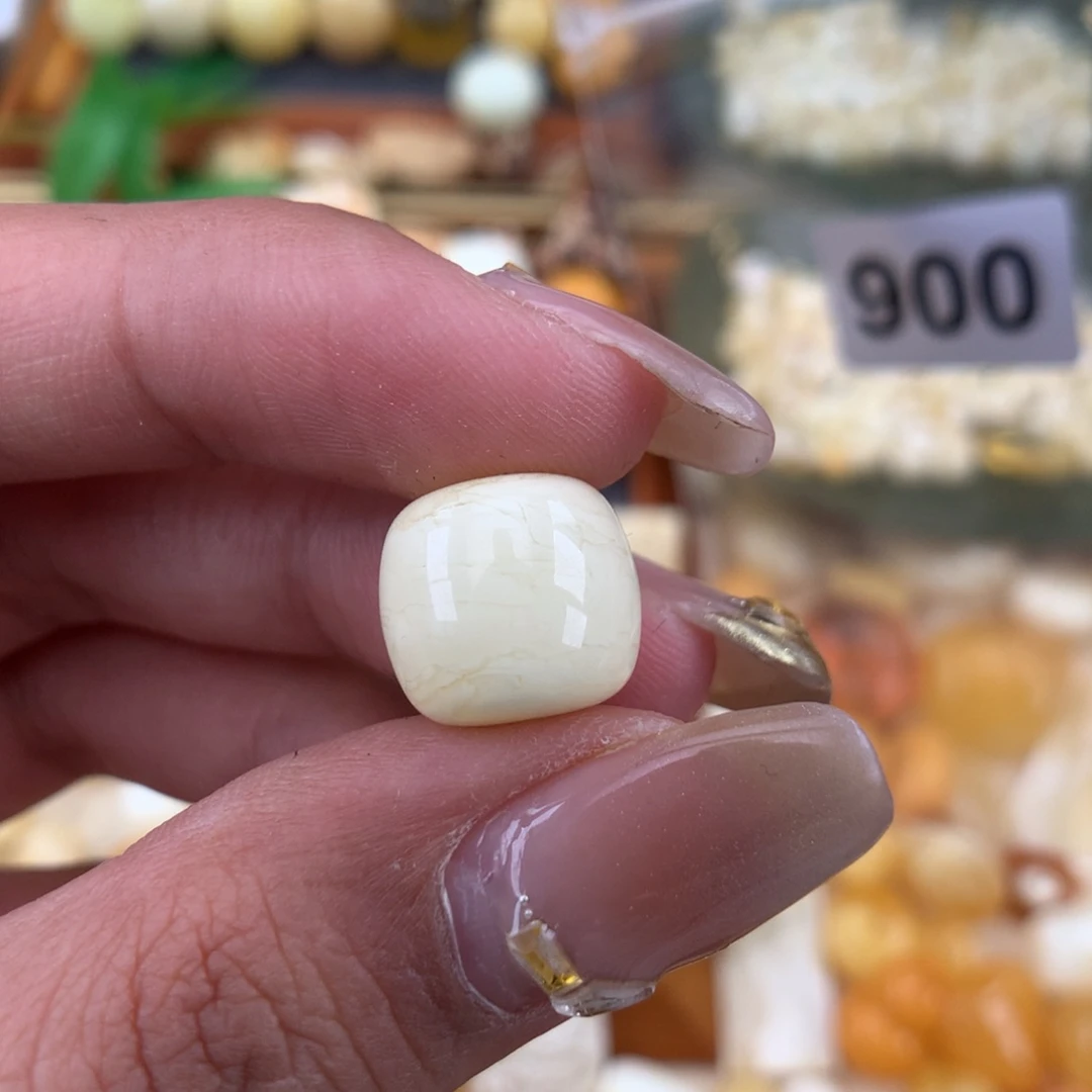 琥珀珠宝奇石未镶嵌12.5