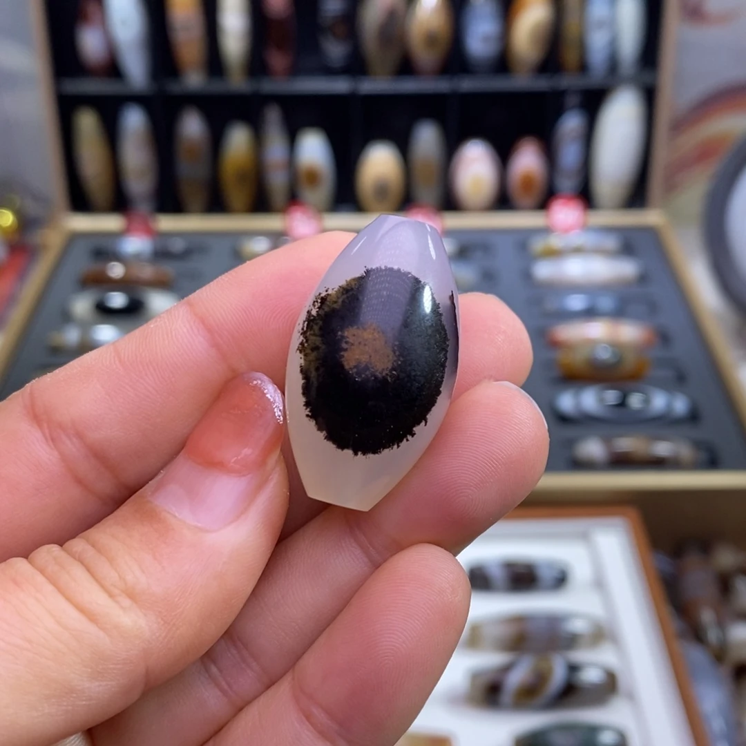 合金颈饰玛瑙/玉髓