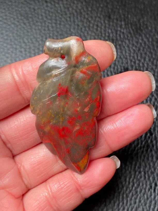 昌化鸡血石大业有成20克