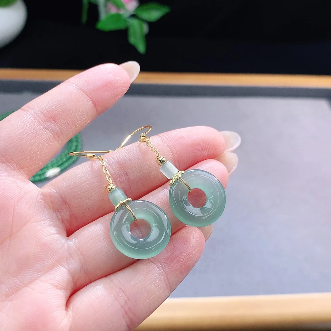 未镶嵌手镯（圆镯）翡翠