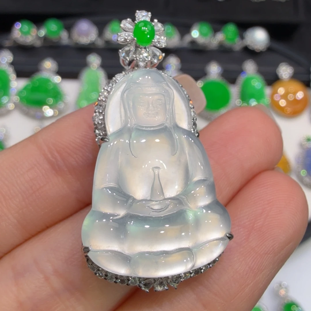 翡翠18K金镶嵌颈饰收到货48小时鉴赏期