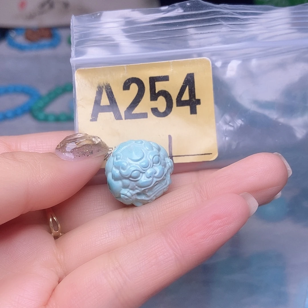 十堰原生态绿石头特色手工配饰