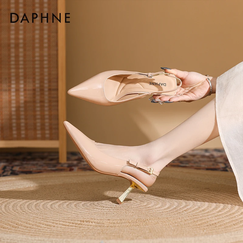 达芙妮新款单鞋尖头法式细跟高跟鞋气质百搭浅口包头凉鞋女131-2