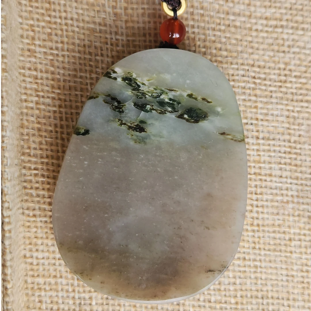 w独山玉挂件 00180