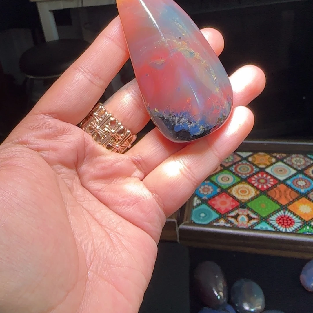 琥珀未镶嵌裸石琥珀