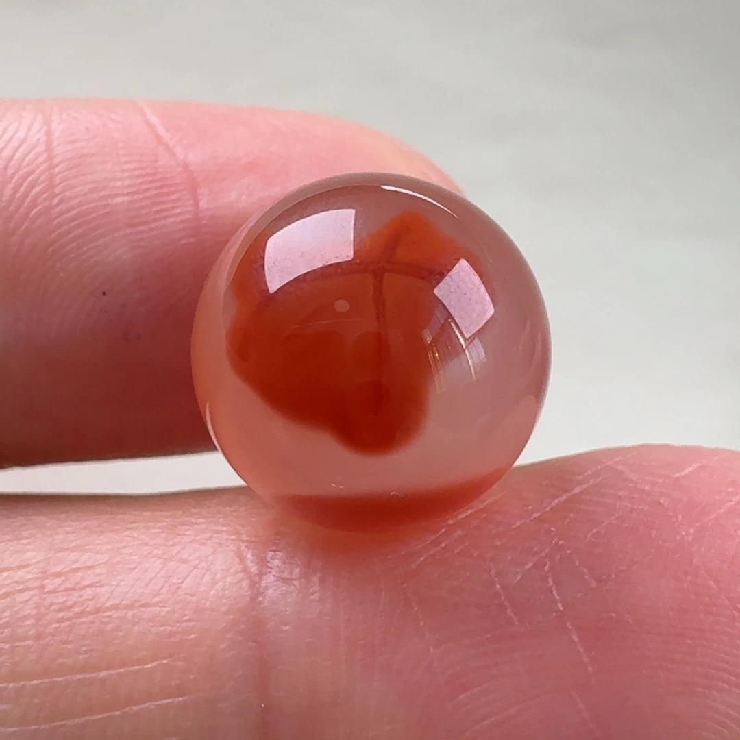 南红玛瑙未镶嵌冰飘圆珠12.6