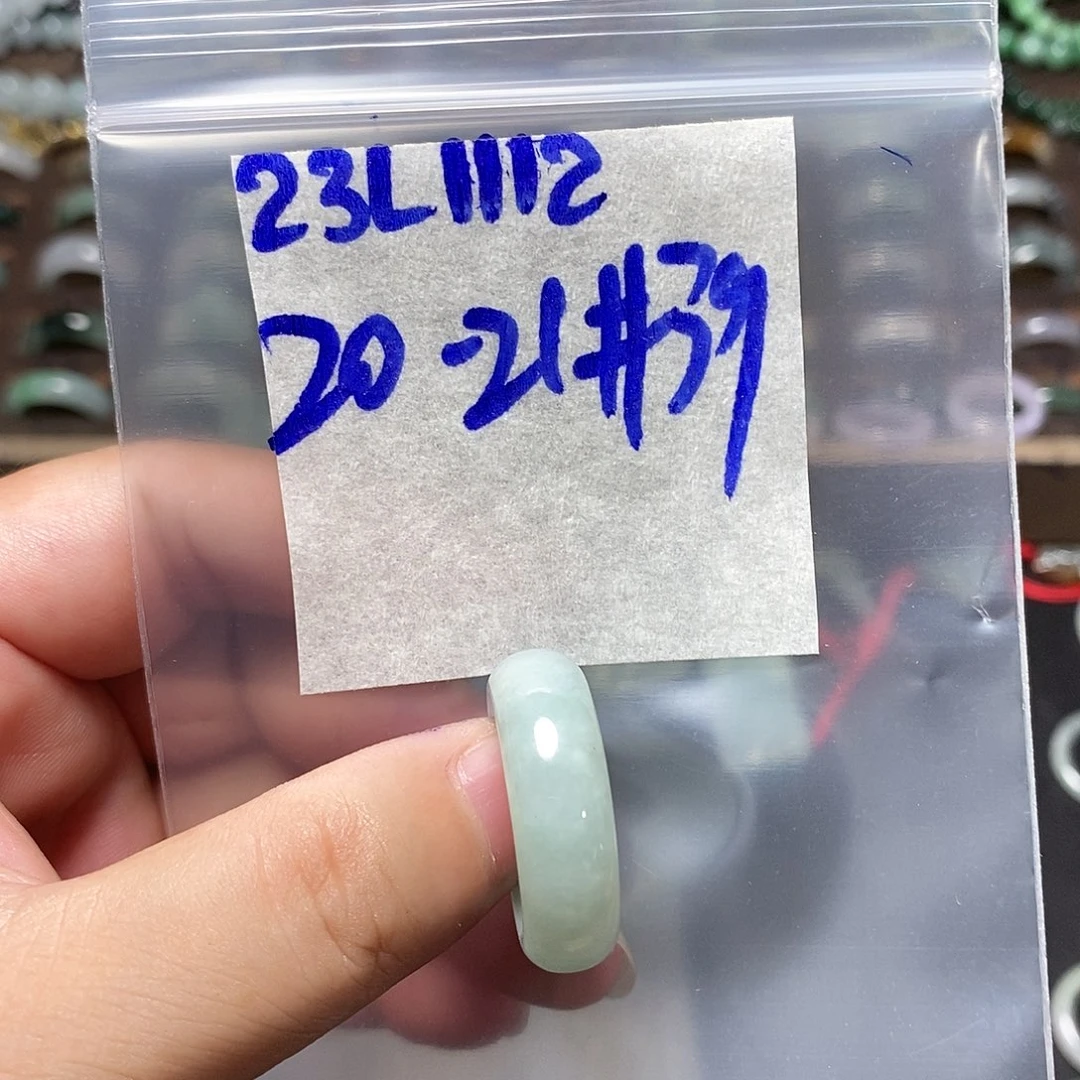 未镶嵌定制翡翠翡翠