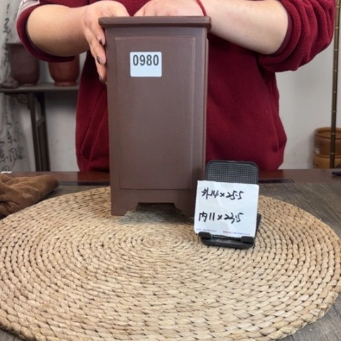 紫砂花盆紫玉金砂奎面素签筒0980