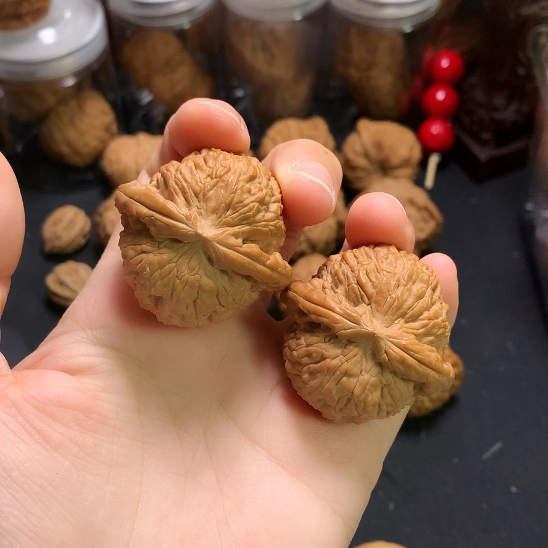 把件文玩核桃闷白40