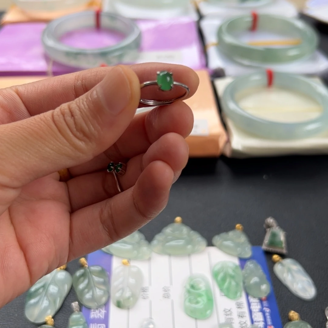 翡翠戒指银S925镶嵌戒指