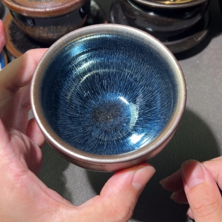 茶盏我们也在这里吃早餐