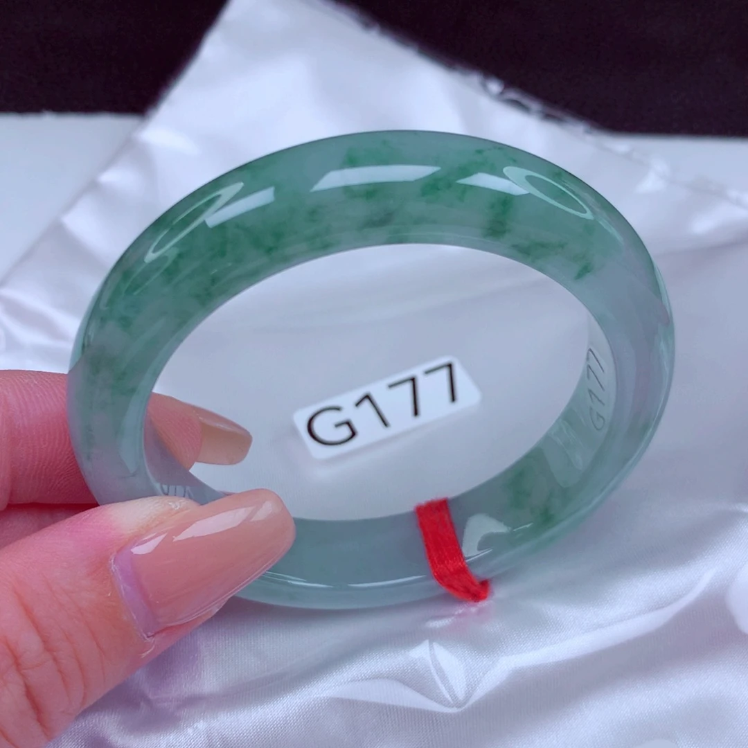 翡翠未镶嵌手镯手镯