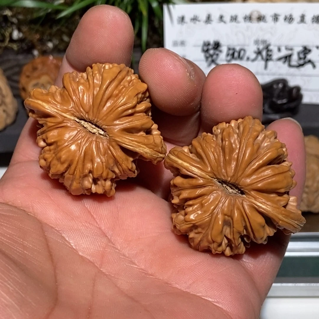 文玩核桃把件四座楼44