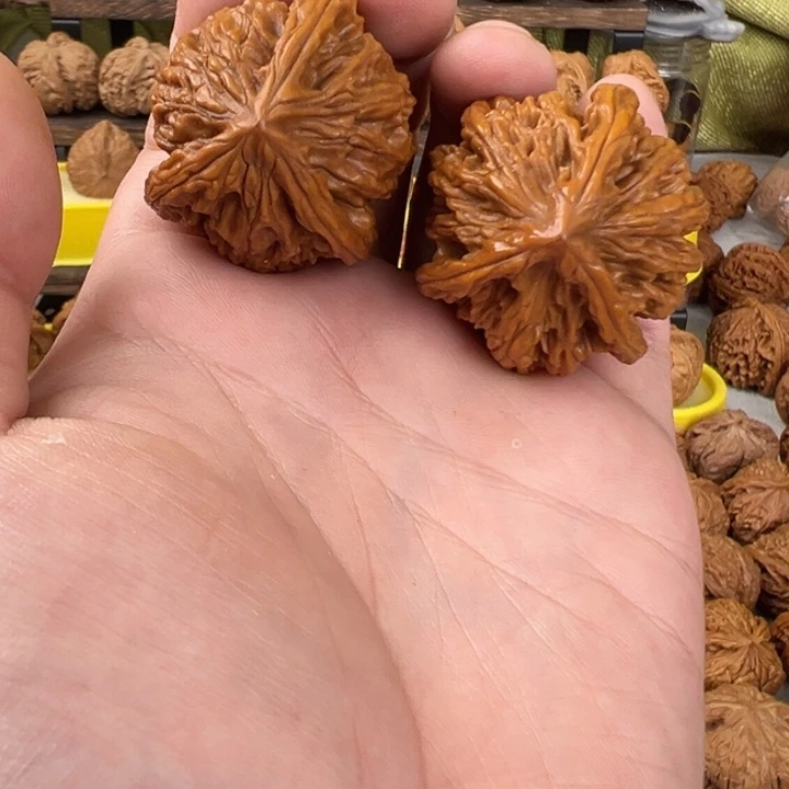 文玩核桃吊坠38尺全品无修麦穗虎头