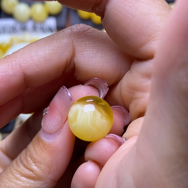 未镶嵌琥珀裸石星筠珠宝优选1