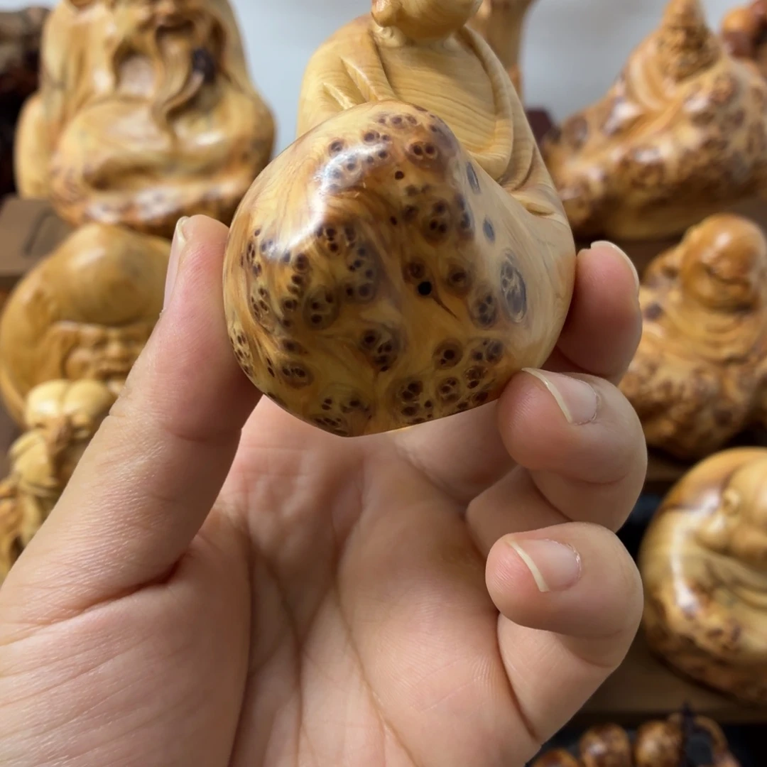 ****远柏木（崖柏）把件地藏