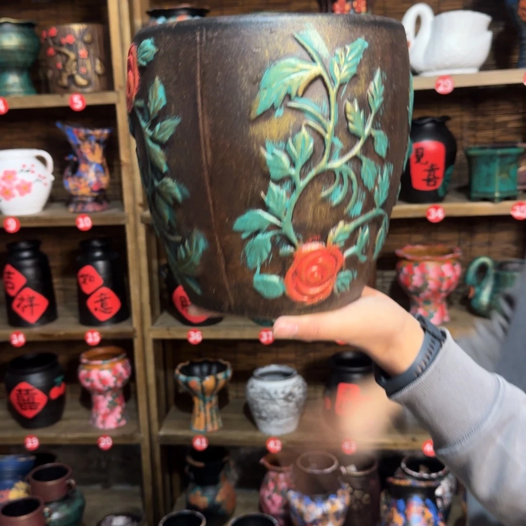 红陶浮雕花盆炸炸炸